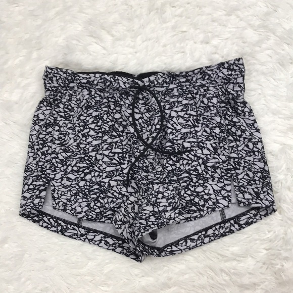 Lululemon Breakaway Short (3") Ice Breaker White - Picture 1 of 7